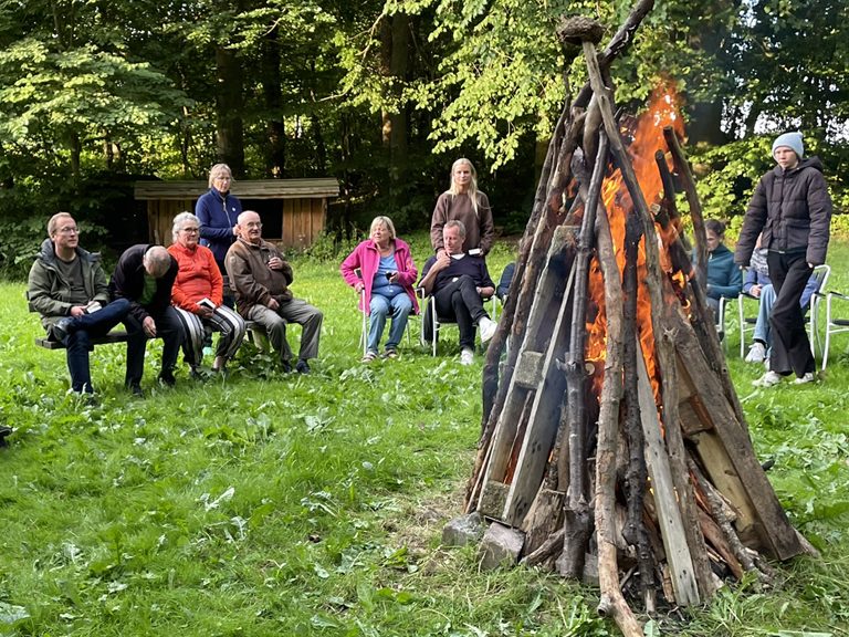 Blikboere ved bålet